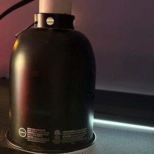 2 Thrive 8.5” Black Reptile Dome Heat/ uvb Lamp Fixture holds up to 100W